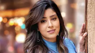 بالصور| آيتن عامر تتألق بالأخضر.. وتعلق: السعادة هي الزي المفضل