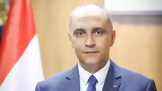 نقل 13 طبيبًا وطبيبة و8 ممرضات  بـ"صحية الغربية" بسبب واقعة بصمة السيليكون