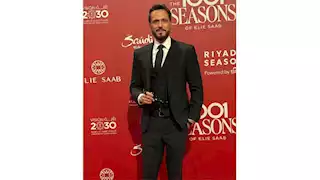 "أمسية لا تُنسى".. يوسف الشريف يشيد بعرض أزياء إيلي صعب في الرياض