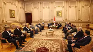 أسامة ربيع يناقش قضايا النقل البحري مع لجنة الإسكان بمجلس الشيوخ.. تفاصيل الاجتماع  