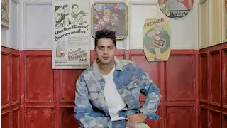 مصطفى عنبة: "حسن شاكوش بيكرهني وأنا نمبر وان"