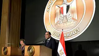 مدبولي عن "تعويم الجنيه": الدولة لن تتدخل.. والسعر متروك للعرض والطلب