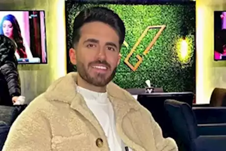  وفاة أيمن العلي.. 10 صور ومعلومات عن ملك جمال الأردن