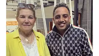 أوس أوس يكشف تفاصيل لقائه بوالدة كريستيانو رونالدو.. فيديو