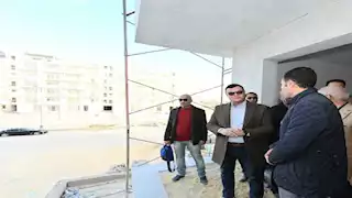 وزير الإسكان يتفقد اللمسات النهائية لأنظمة التشغيل بأبراج المنطقة الشاطئية بالعلمين