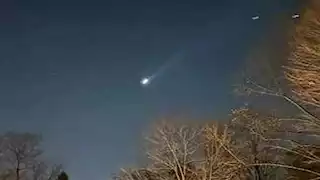 دراسة تكشف أجساما غامضة كانت تراقب التجارب النووية من الفضاء