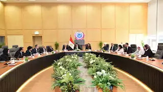 وزير الصحة: إطلاق برامج شبابية للتوعية بالمواطنة 