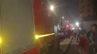 السيطرة على حريق بخزان داخل محطة وقود مغلقة في شبرا الخيمة (صور)