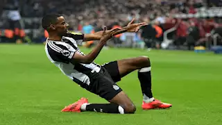 لماذا يتدرب ألكسندر إيزاك مع نادي ريال سوسيداد؟