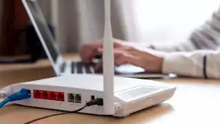 "لو باقتك بتخلص بسرعة".. خطوات مهمة لحماية الإنترنت من السرقة وإخفاء الواي فاي