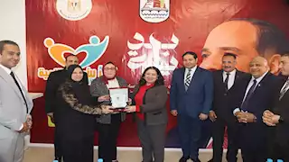 نائب وزير التضامن تفتتح مؤسسة "معا لبناء الإنسان" في بني سويف -صور
