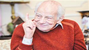 دنيا عبد العزيز توجه رسالة لـ رشوان توفيق  في عيد ميلاده