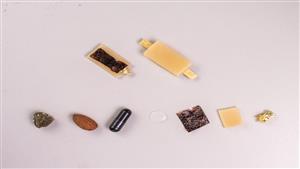 علماء يطورون أول بطارية قابلة للشحن مصنوعة من المواد الغذائية