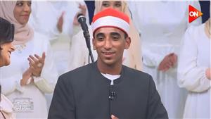  مدحت صالح يهدي جمهور منى الشاذلي نجماً جديداً في عالم الإنشاد