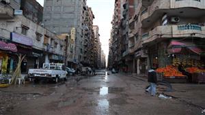 "الشمس الصغيرة" تضرب بقوة.. رئيس شركة الصرف بالإسكندرية: نمر بظروف جوية صعبة - صور