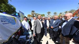 وزير الإسكان: خدمات المياه والصرف بالوادى الجديد تطورت كثيرا منذ تولي الرئيس السيسي - صور