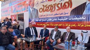 بتخفيضات تخطت 20%.. محافظ جنوب سيناء يفتتح معرضي "أهلًا رمضان" بمدينة دهب – صور