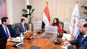 التسوق الإلكتروني للمصريين بالخارج| وزيرة الهجرة تتابع جهود إطلاق المنصة.. والبريد شريك أساسي