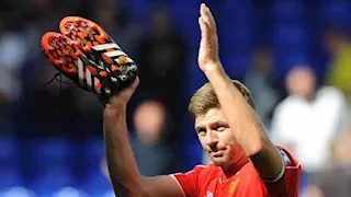 هل يقترب جيرارد من العودة إلى ليفربول ؟ أسطورة يوضح موقفه