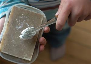 هل يمكن تنظيف الأسنان بالصابون؟