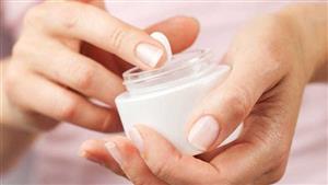 اعرف قبل رمضان.. حكم استخدام الكريمات المغذية للبشرة أثناء الصيام