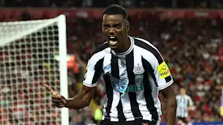 رغم أزمته مع ناديه.. منتخب السويد يستدعي ألكسندر إيزاك