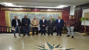 محافظ الأقصر يبحث زيادة القدرة الإنتاجية لمصنع بوتجاز الطود