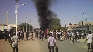 الإمارات تدين الهجمات على مخيمات النازحين قرب الفاشر بالسودان