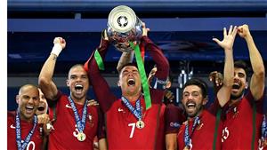 أبرز منتخبين حققا بطولات كبرى بعد الصعود ب 3 نقاط من دور المجموعات