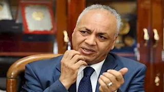 من فايدة كامل إلى مصطفى بكري.. نواب طالبوا بتعديل الدستور المصري