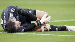 بعد إصابة كورتوا بكأس العالم.. ريال مدريد يحسم موقفه من ضم حارس جديد