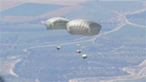 بـ 3 طائرات عسكرية.. أمريكا تنفذ أول إنزال جوي للمساعدات على غزة