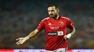 3 لاعبين يمكن أن يعوضوا غياب علي معلول 