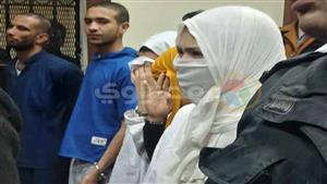 جلسة النطق بالحكم.. وصول المتهمين بقتل اللواء حسن العبيدي إلى الجنايات