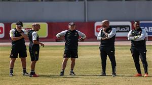 "محاضرة كولر وفقرات بدنية".. كواليس مران الأهلي الجماعي استعداداً لنهائي الكأس