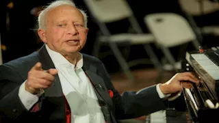 الليلة.. إعادة حلقة الموسيقار هاني شنودة في برنامج "واحد من الناس"