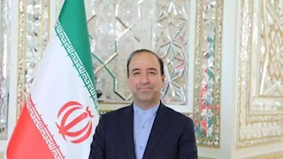 سفير إيران لدى الكويت يدعو الخليج لتجنب "مأساة" قبل مهلة ترامب