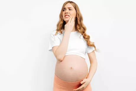 ألم الأسنان أثناء الحمل- متى يستدعي الذهاب للطبيب؟ 