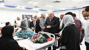 محافظ قنا يزور مصابي غزة بالمستشفيات الجامعية 