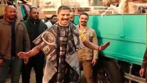 "الرجل الخنفسة ".. رامز جلال يستقبل مصطفى أبو سريع