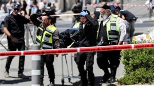 فيديو.. إصابة إسرائيلية في عملية طعن بالرملة واغتيال المنفذ