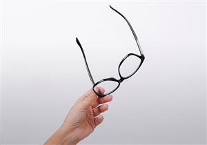 هل تغني عملية الليزك عن ارتداء النظارة الطبية؟