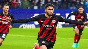 عمر مرموش يقهر هاري كين في مباراة واحدة بالدوري الألماني