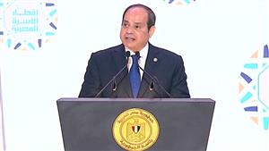 السيسي: سواعد أبناء مصر شقت الصخر في كل ربوع الوطن للبناء