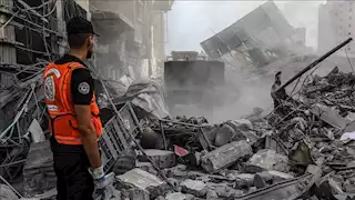 الدفاع المدني بغزة ينتشل جثامين 61 شهيدا في القطاع 