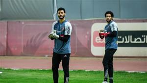 "نصف الفريق".. الحساب الرسمي للاتحاد الأفريقي يشيد بنجم الأهلي