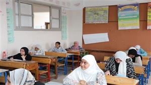 "الكل مبسوط".. محافظ الشرقية: أجواء الامتحانات هادئة والأسئلة من داخل المنهج (صور)