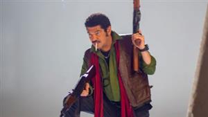 على طريقة عيسى الوزان.. باسم سمرة يروج لـ"اللعب مع العيال"