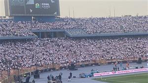 "لدعم الفريق".. جماهير الزمالك تملأ مدرجات ستاد القاهرة قبل انطلاق نهائى الكونفدرالية (صور)