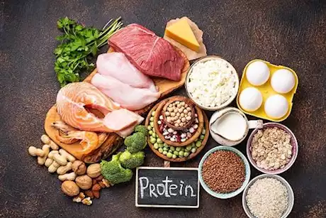 الكربوهيدرات  أم البروتين - أيهما أفضل على الإفطار؟ 